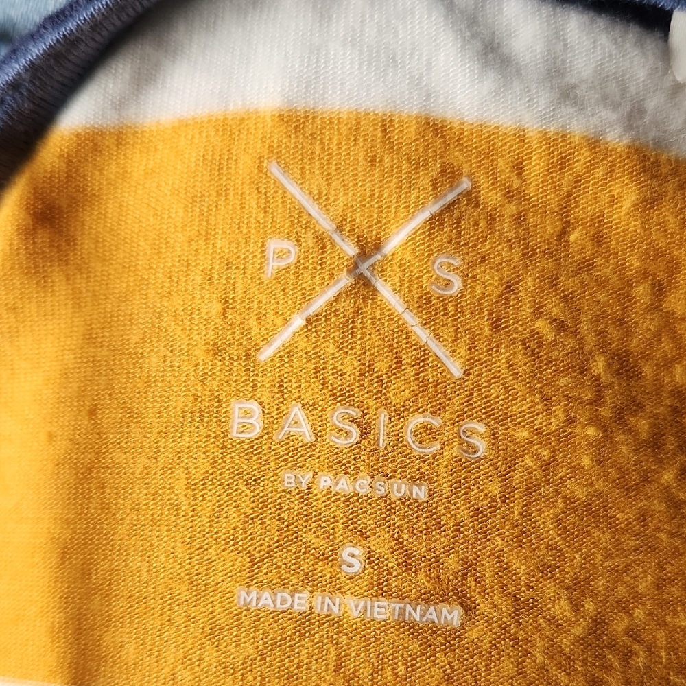 Chic Blue and Yellow Striped Crop Top - Picture 2 of 6